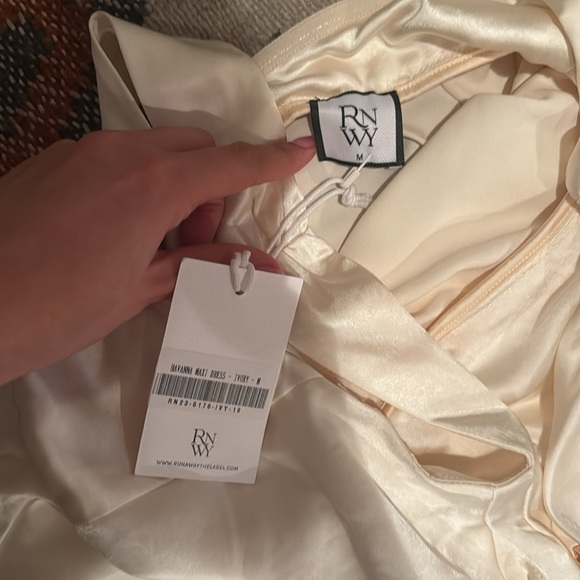 NWT Runaway The Label Havanna Midi Dress in Ivory size medium - Picture 6 of 7
